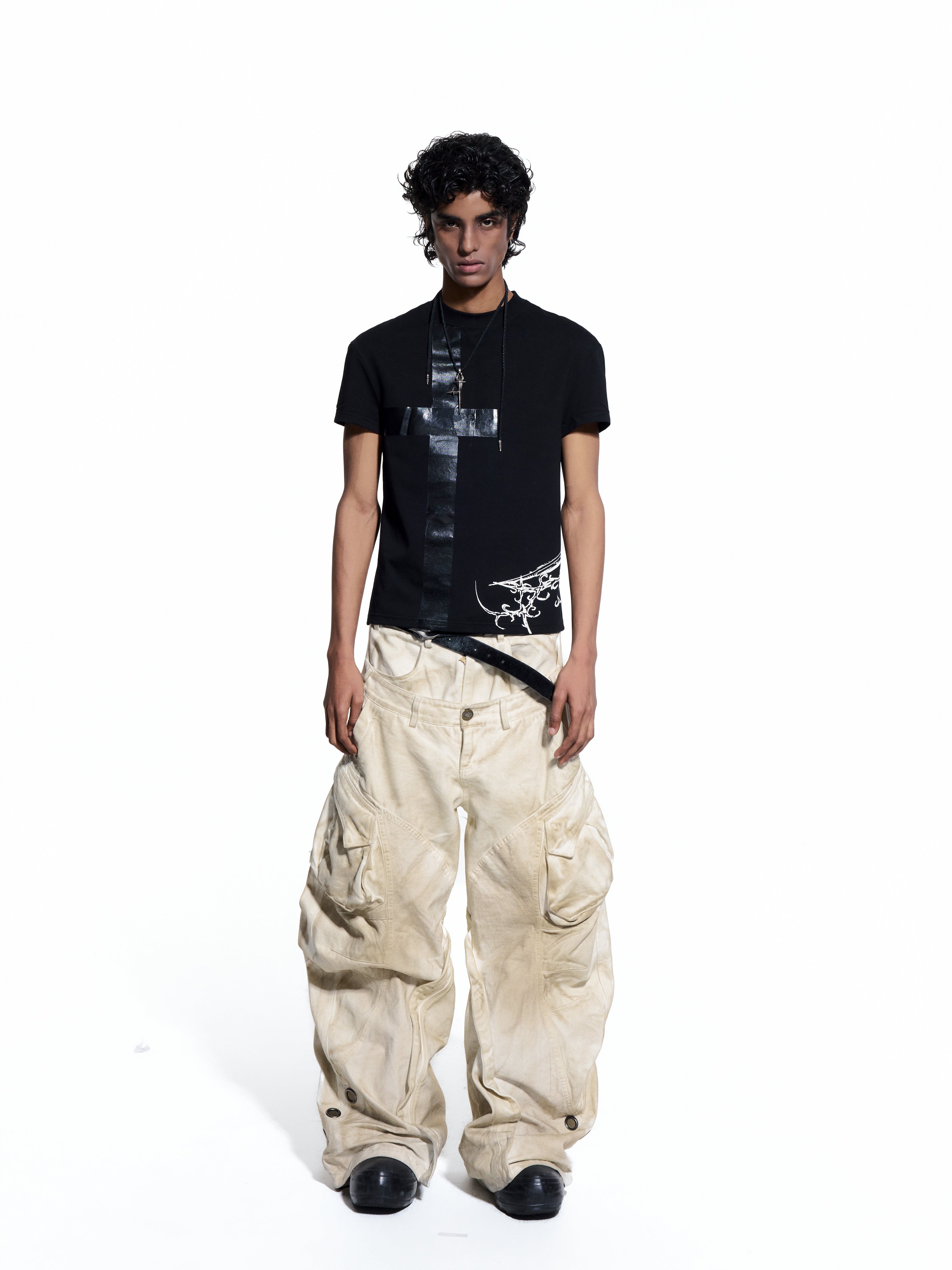 FLYERRER 26SS Black Cross & Vine Sword Print Stretch Breathable Street Slim Fit Short Sleeve Tee FR325
