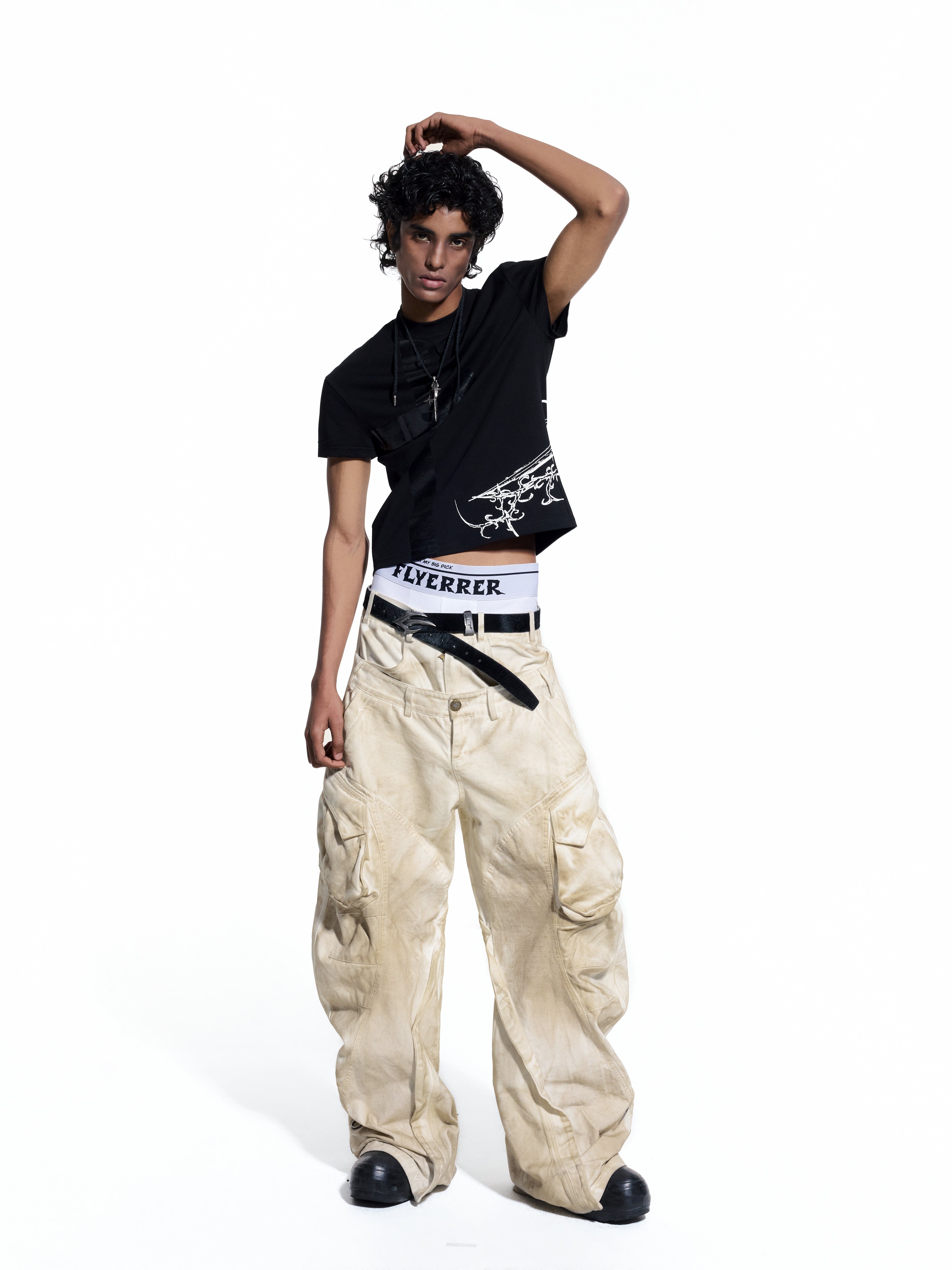 FLYERRER 26SS Black Cross & Vine Sword Print Stretch Breathable Street Slim Fit Short Sleeve Tee FR325