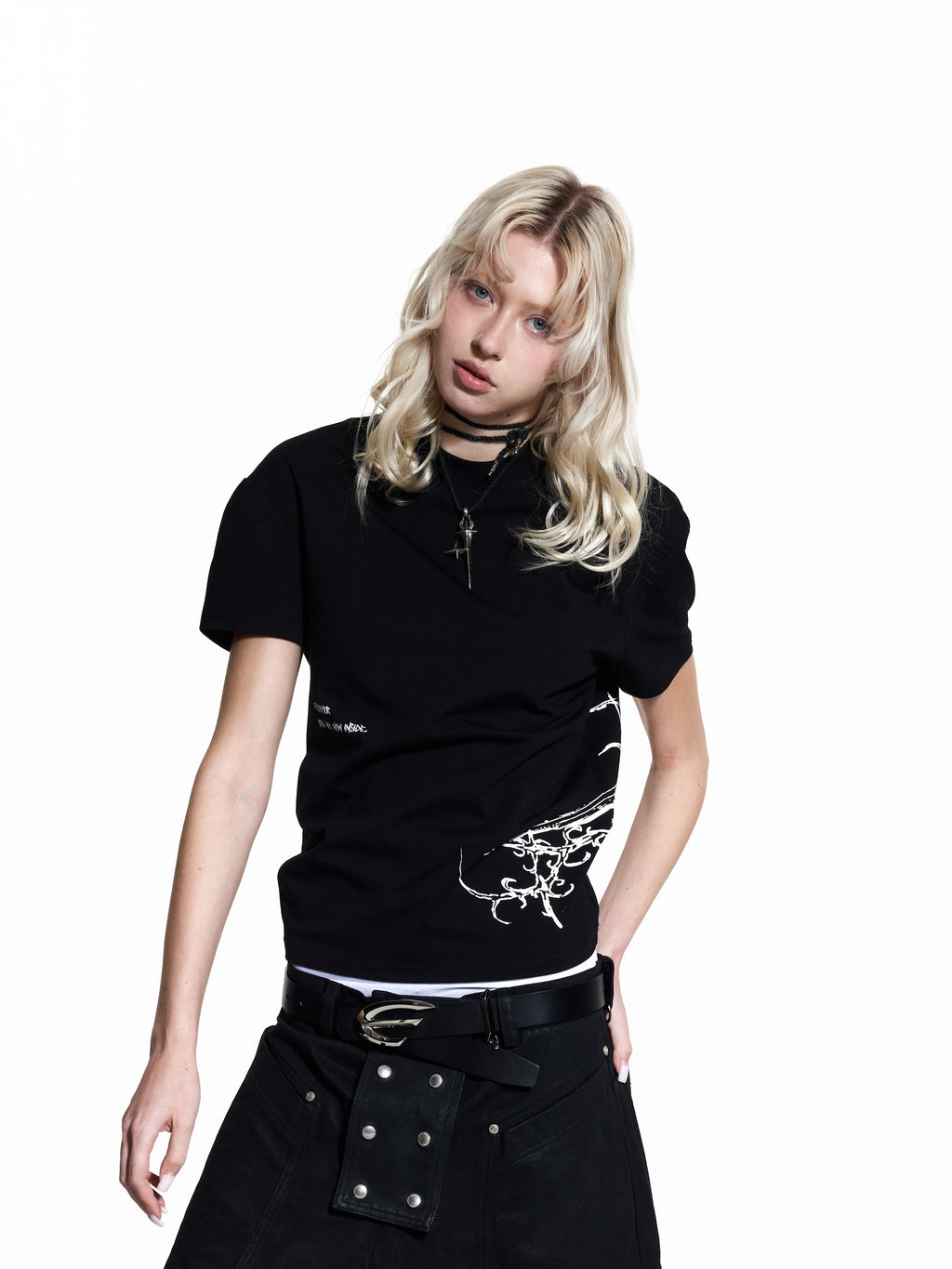 FLYERRER 26SS Slogan Vine Sword Print Stretch Breathable Slim Fit Street Tee FR334