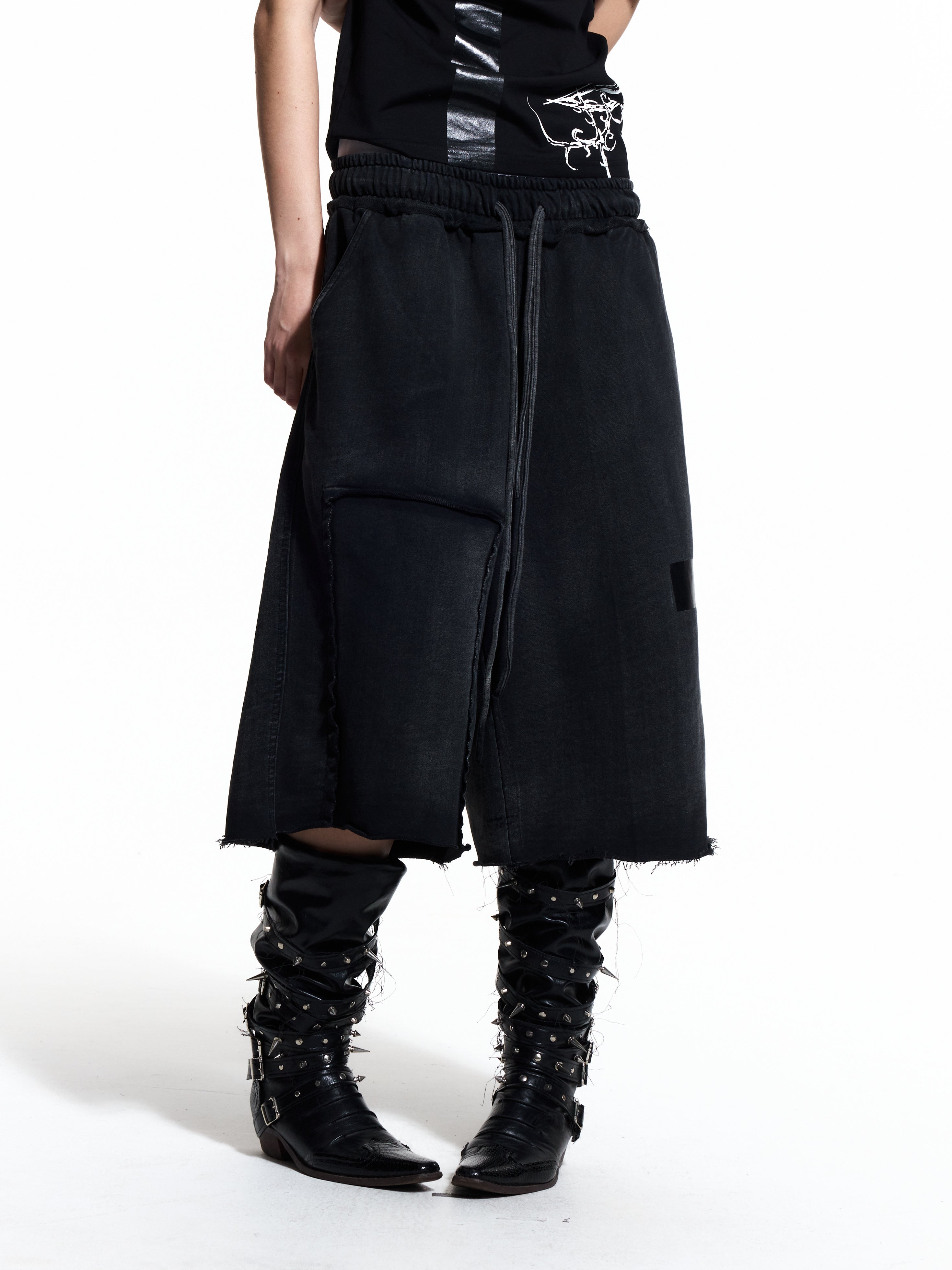 FLYERRER 26SS Black Cross Rubber Washed Raw Edge Loose Distressed Seven-Point Sweatpants FR328